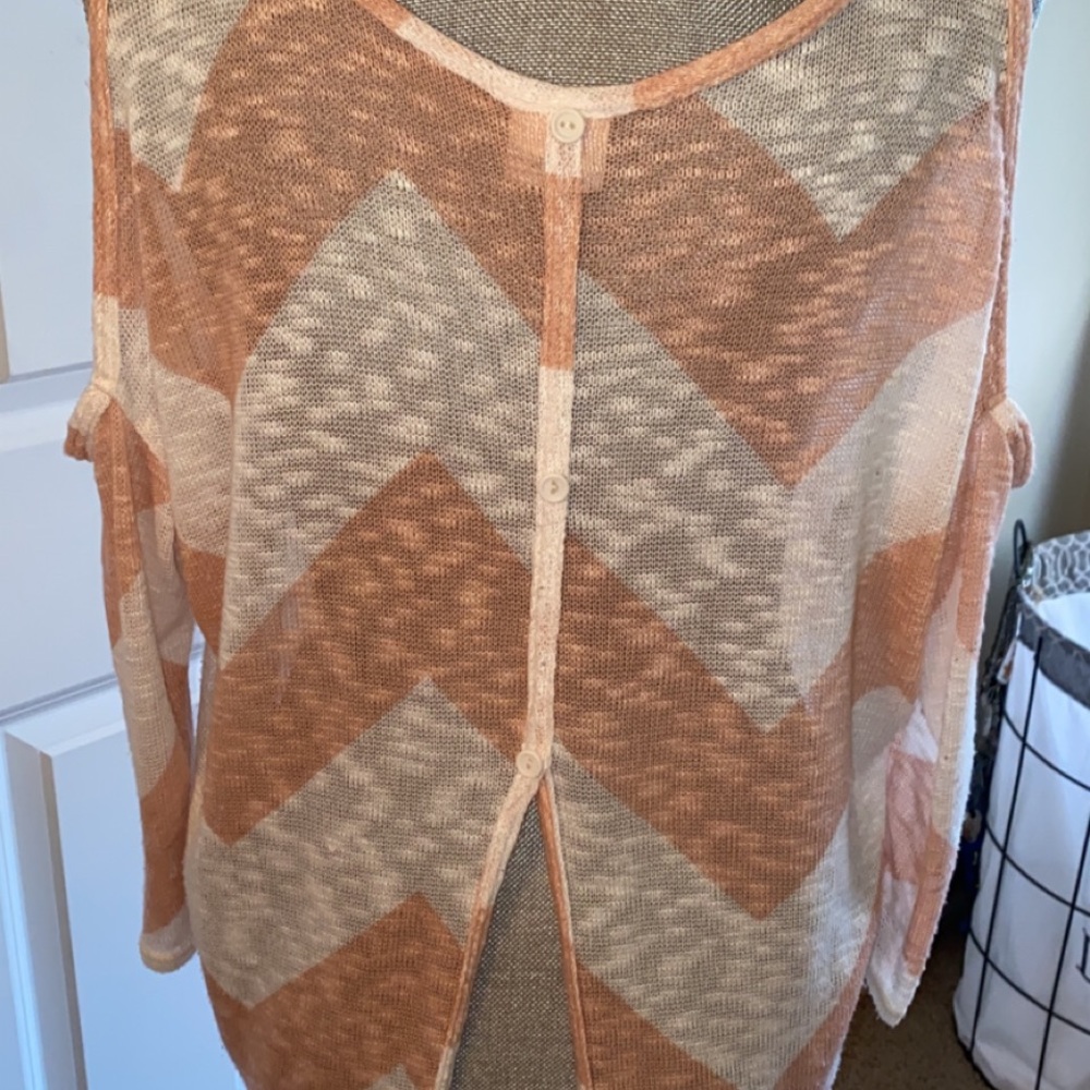 Woman’s Daytrip top